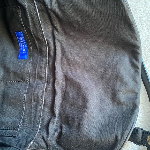 AUTHENTIC VINTAGE BLUE LABEL CRESTBRIDGE CROSSBODY SLING BAG - Picture 6 of 16